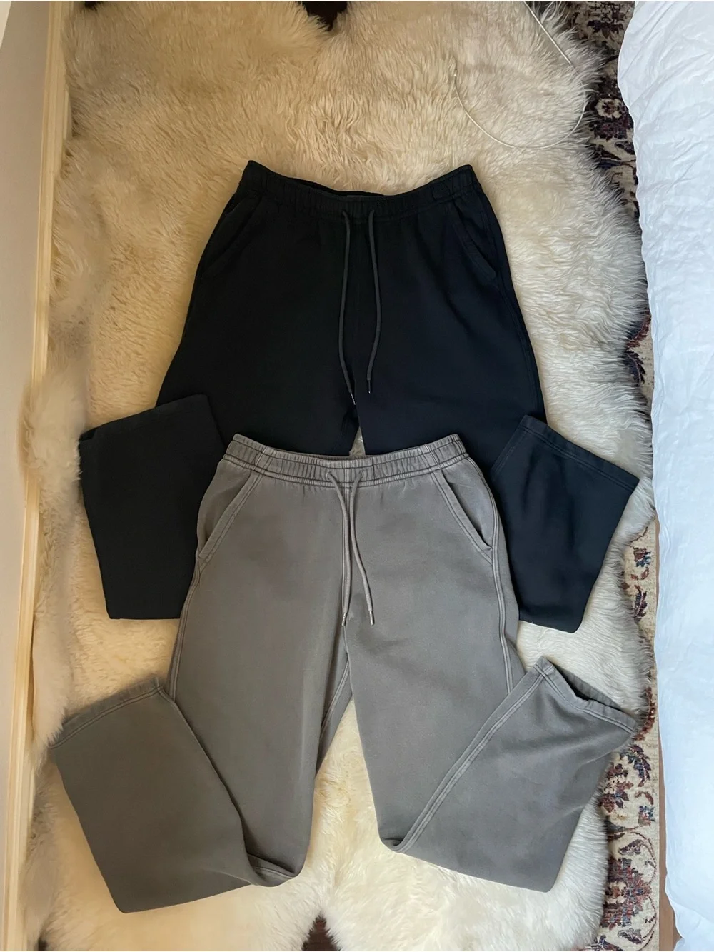 Sold out Abercrombie & fitch essential wide leg baggy sweatpants black grey set